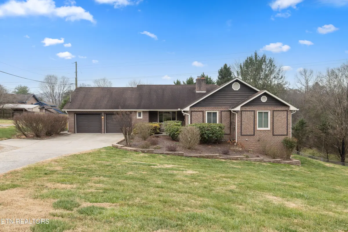 4120 W Emory Rd, Powell, TN 37849 - Image #1