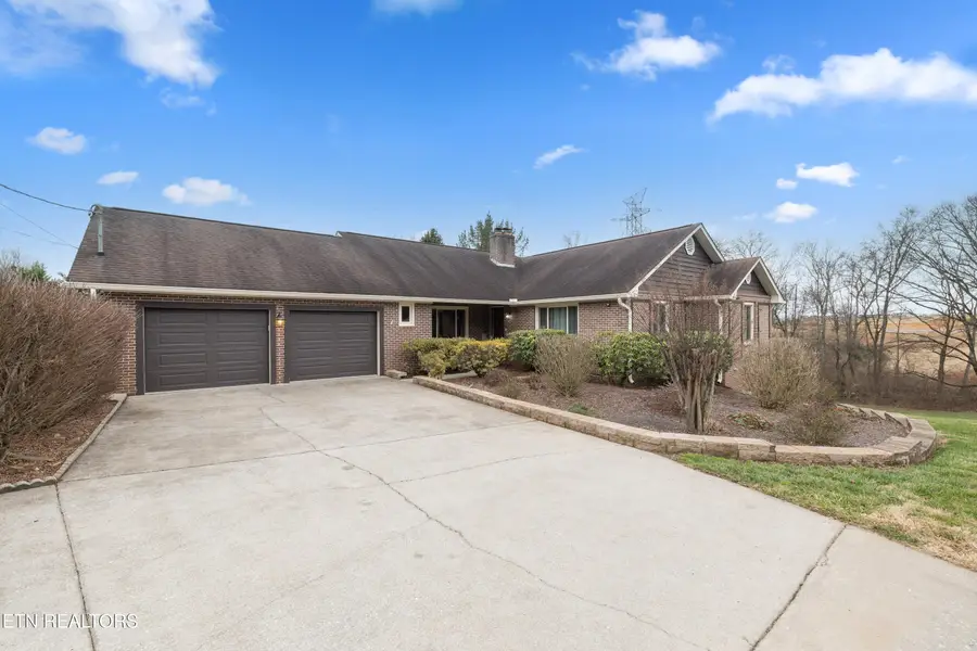 4120 W Emory Rd, Powell, TN 37849 - Image #2