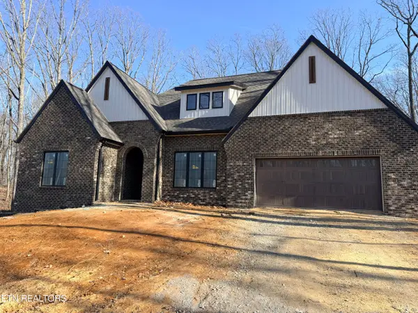 134 Maple Ridge Drive, Crossville, TN 38558