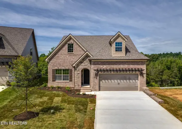3009 Sycamore Creek Ln, Knoxville, TN 37931