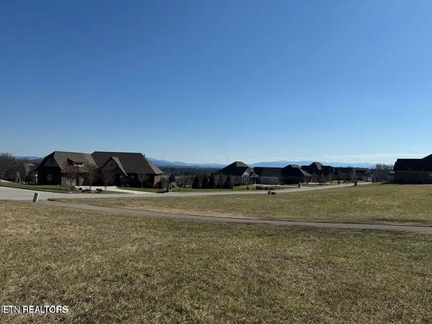 108 White Hawk Drive, Vonore, TN 37885 - Image #1