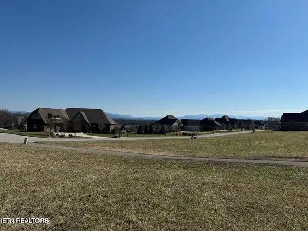 108 White Hawk Drive, Vonore, TN 37885