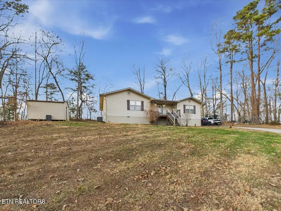 430 Forest Hills Drive, New Tazewell, TN 37825 - Image #2