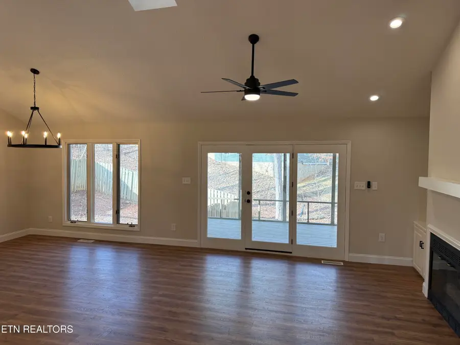 116 Inata Circle, Loudon, TN 37774 - Image #2