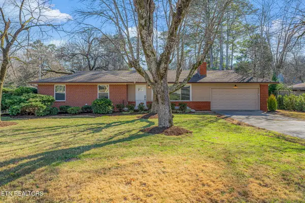 7112 Hampshire Drive, Knoxville, TN 37909