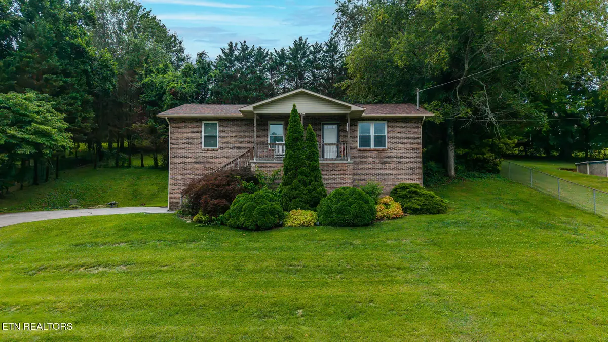 294 Cherokee Tr, Seymour, TN 37865 - #1