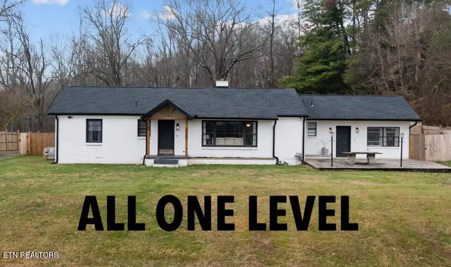 448 Woolsey Rd, Harriman, TN 37748 - #1