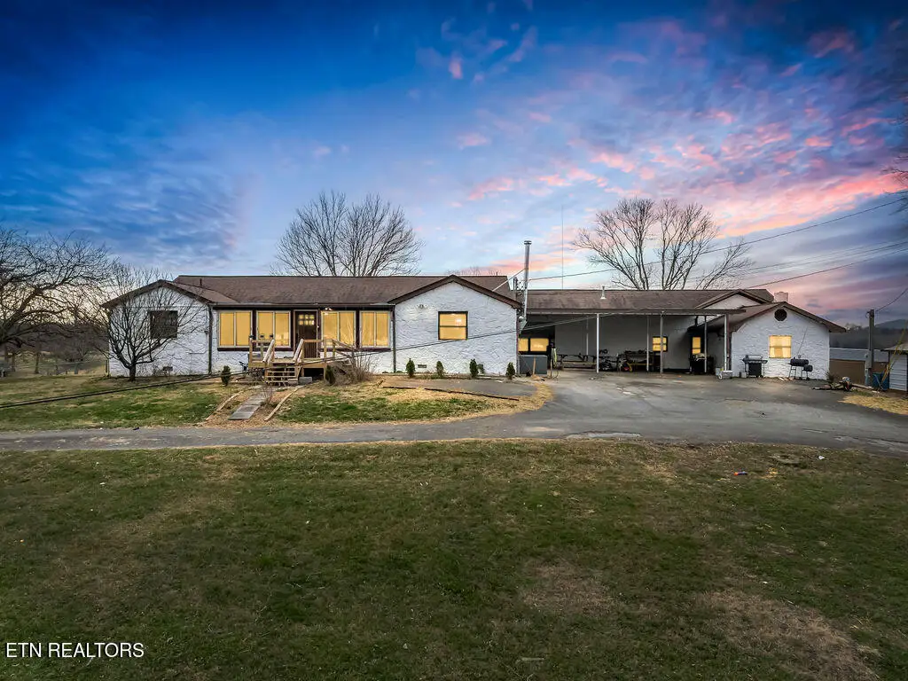 10724 E Emory Rd, Luttrell, TN 37779 - Image #1