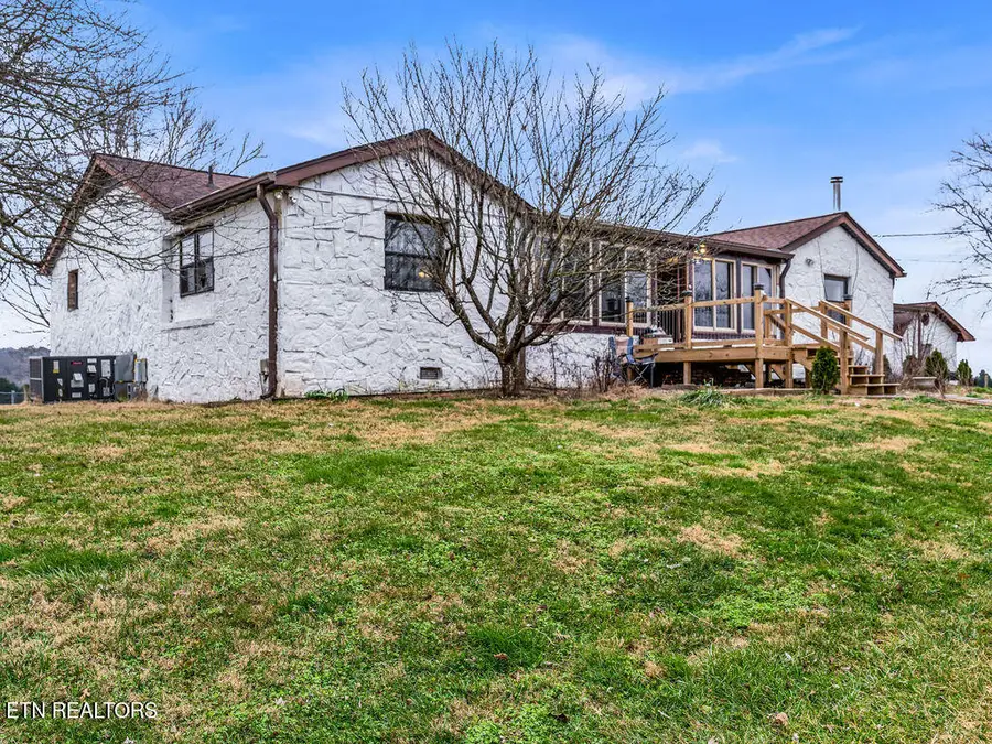 10724 E Emory Rd, Luttrell, TN 37779 - Image #3