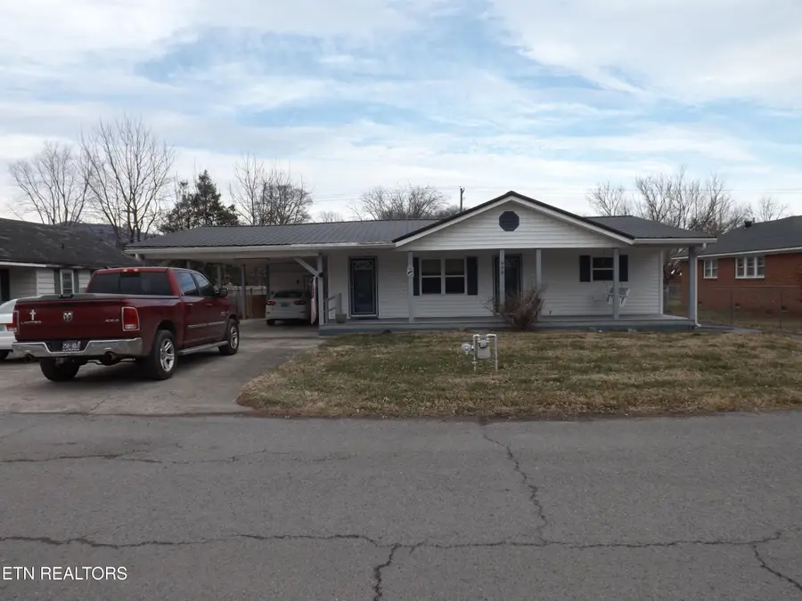 908 Chester Ave, Middlesboro, KY 40965 - Image #2