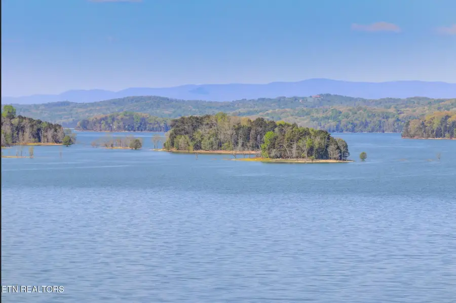 604 Russell Brothers Rd, Sharps Chapel, TN 37866 - Image #2