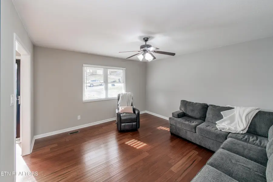 5405 Malmsbury Rd, Knoxville, TN 37921 - Image #3