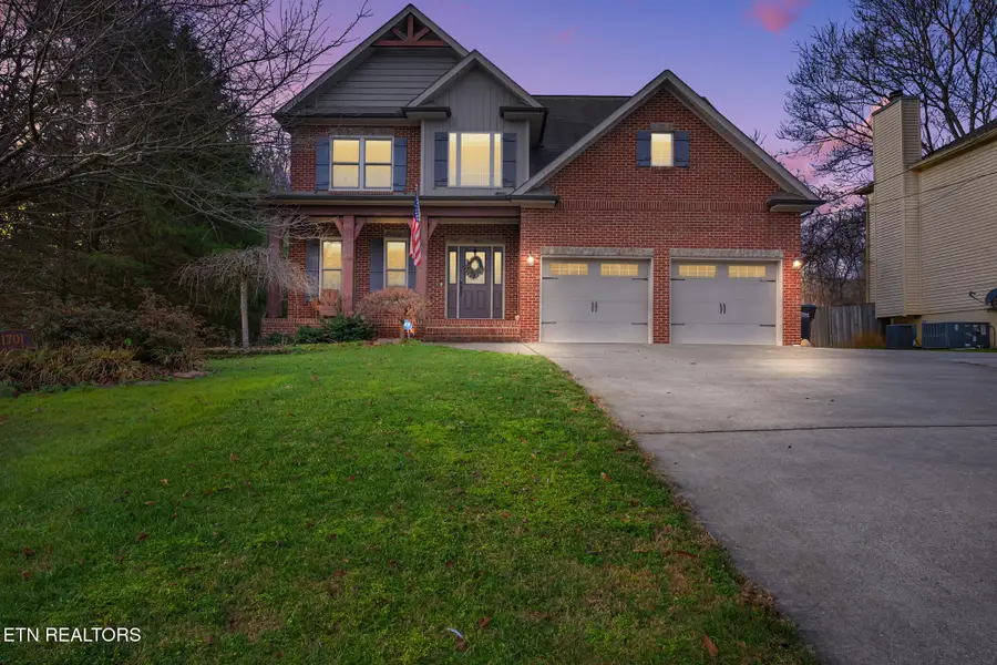 1701 Gray Oaks Lane, Knoxville, TN 37932 - Image #2