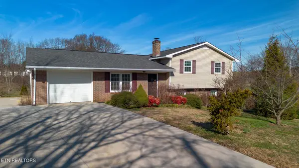 412 George Washington Drive, Dandridge, TN 37725