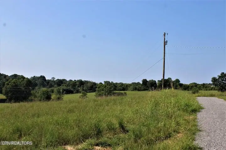 360 & 372 Oakland Rd, Sweetwater, TN 37874 - Image #2