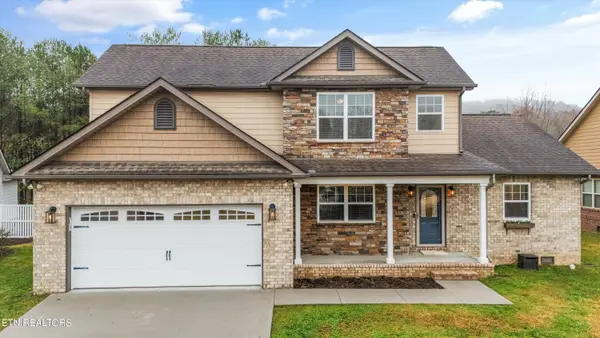 165 Crossroads Blvd, Oak Ridge, TN 37830