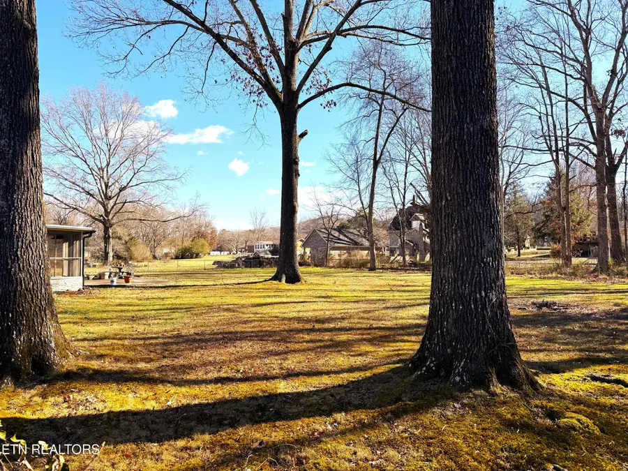 1660 E Boy Scout Rd, Hixson, TN 37343 - Image #2