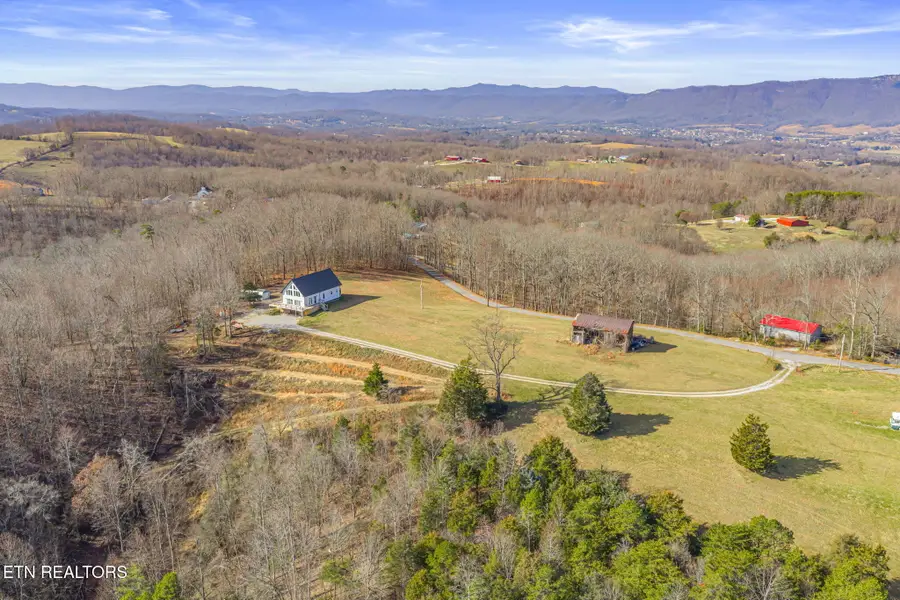 264 Victory Cross Rd, Lafollette, TN 37766 - Image #2