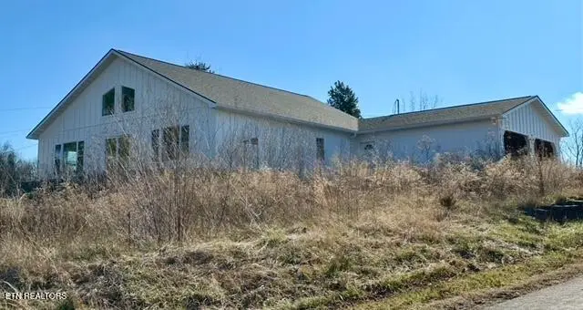 137 Sadie Lane, Ewing, VA 24248 - Image #1