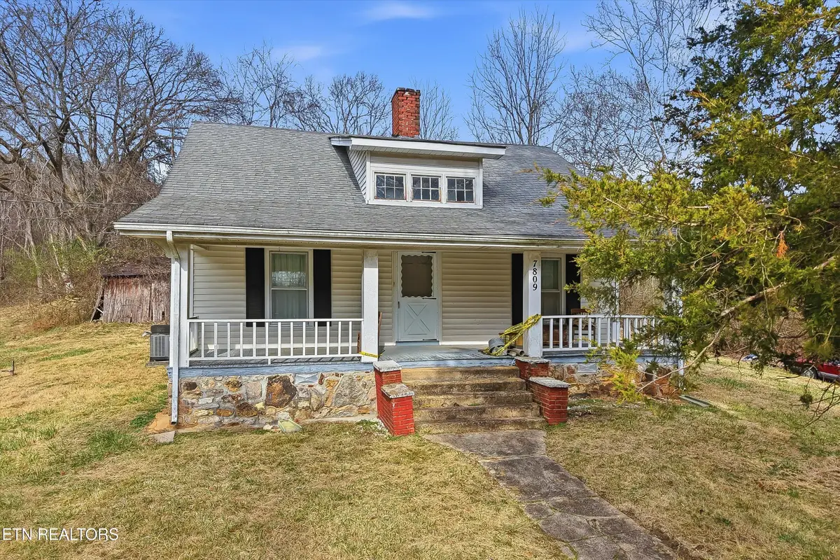 7809 Wood Rd, Corryton, TN 37721 - #1