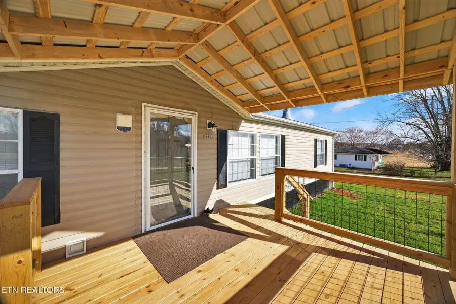 4266 Burgess Falls Rd, Sparta, TN 38583 - Image #2