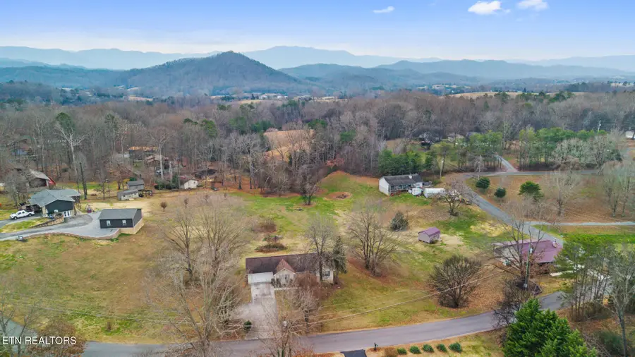 2410 Amanda Lane, Sevierville, TN 37876 - Image #3
