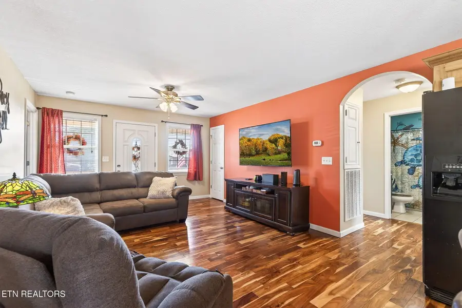 314 W Walnut St, Madisonville, TN 37354 - Image #3