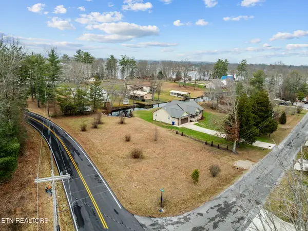 9435 Cherokee Tr, Crossville, TN 38572