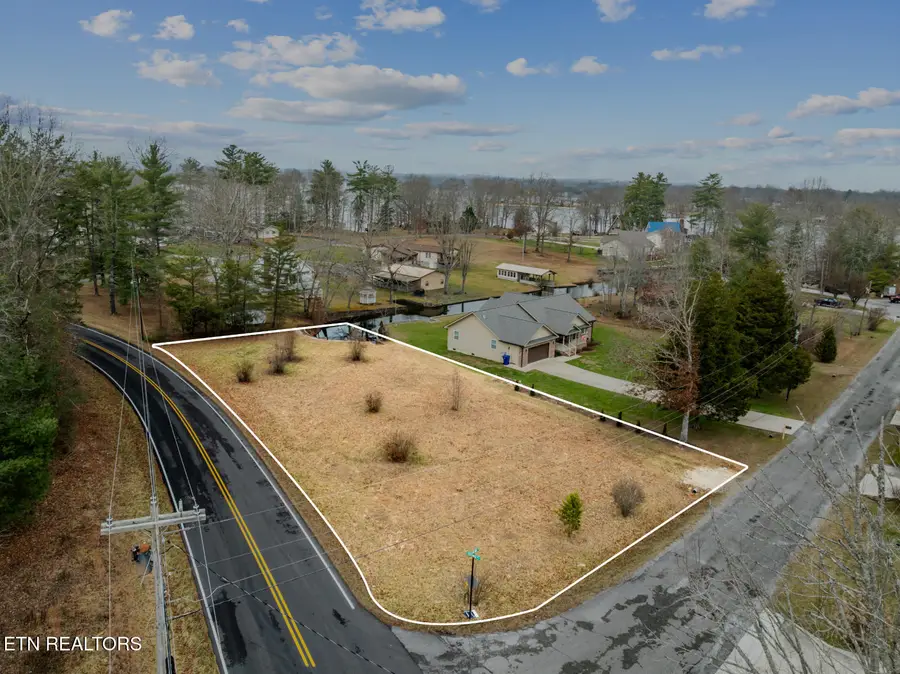 9435 Cherokee Tr, Crossville, TN 38572 - Image #2