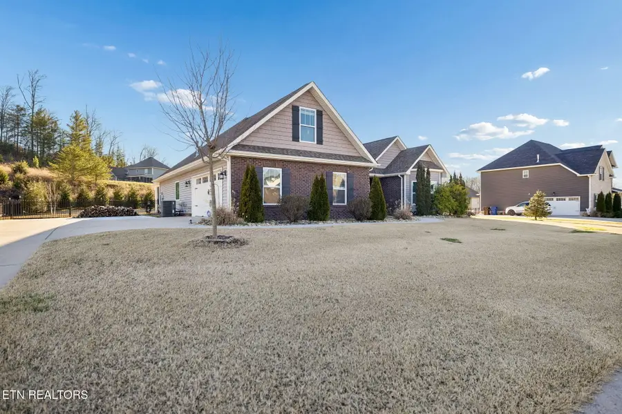 487 Broadberry Ave, Oak Ridge, TN 37830 - Image #3