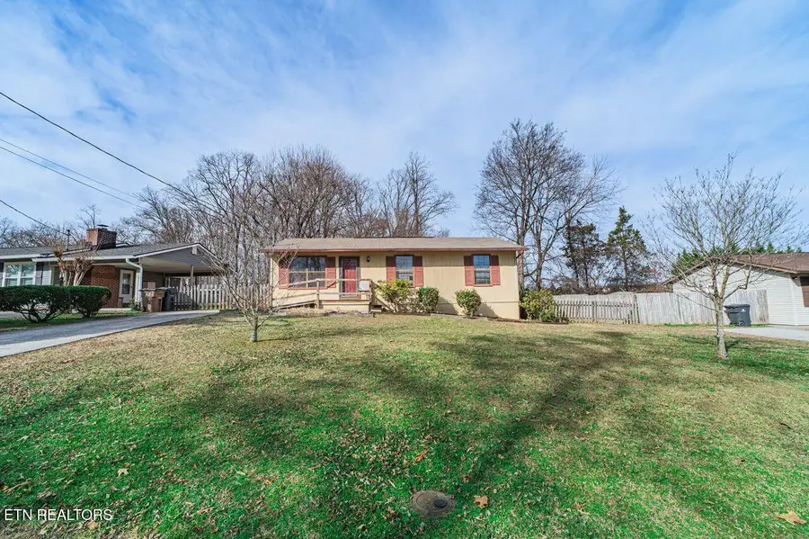 5917 W Pine Lane, Knoxville, TN 37909 - Image #2