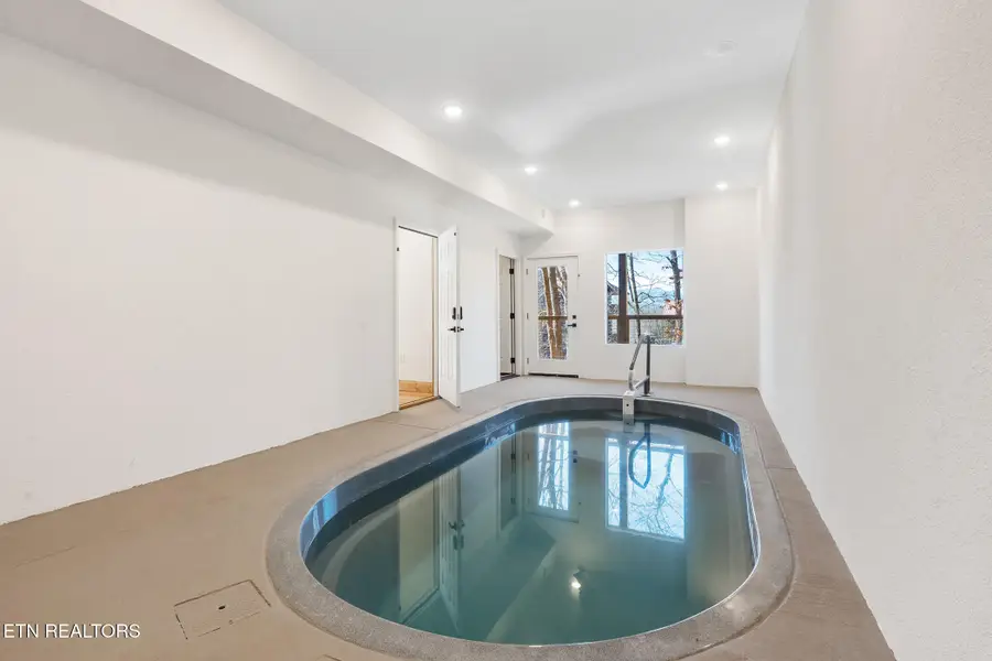 1568 Rainbow Ridge Way, Sevierville, TN 37862 - Image #3