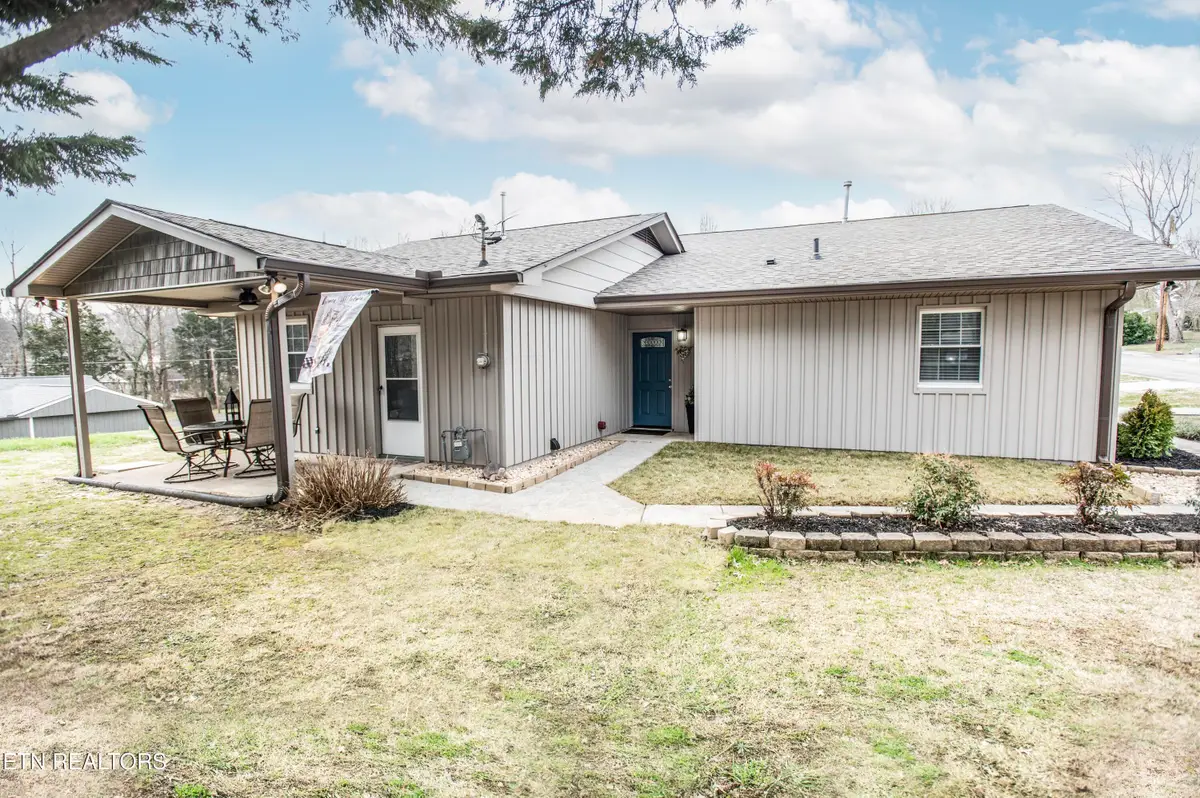 132 Pembroke Rd, Oak Ridge, TN 37830 - Image #1