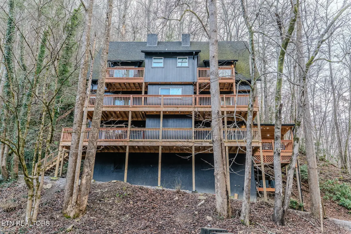 3173/3175 N Clear Fork Rd, Sevierville, TN 37862 - Image #1
