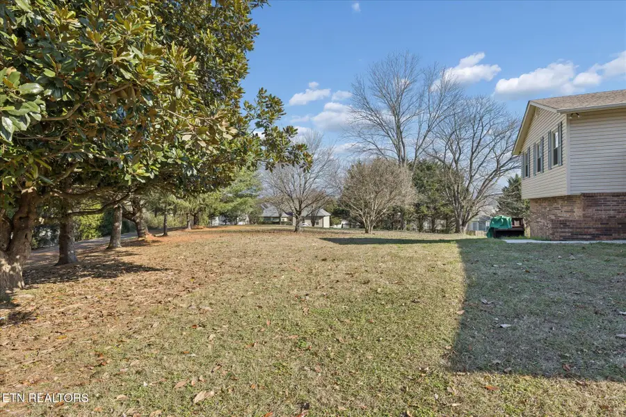 753 Hidden Glen Lane, Knoxville, TN 37922 - Image #2
