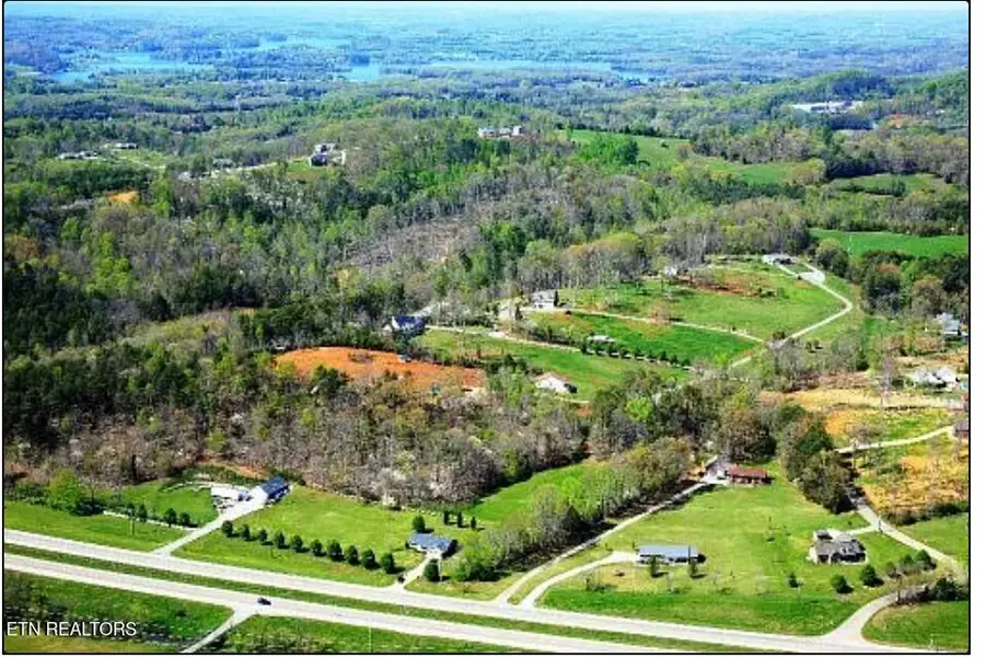 637 Abbey Way, Friendsville, TN 37737 - Image #3