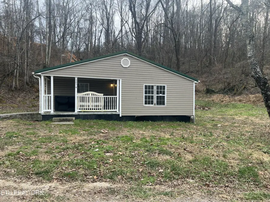 2074 Long Hollow Rd, Lafollette, TN 37766 - Image #2