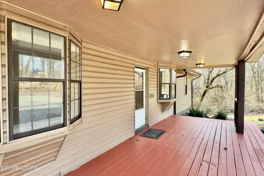 1516 Smallman Rd, Knoxville, TN 37920 - Image #3