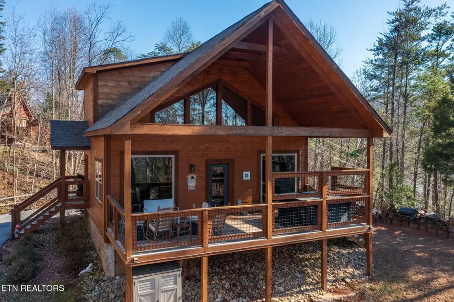 1215 Honeysuckle Lane, Sevierville, TN 37876 - Image #3