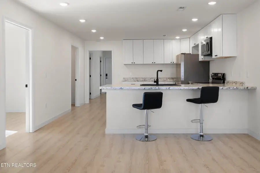 1030 Park Blvd Circle, Rogersville, TN 37857 - Image #3