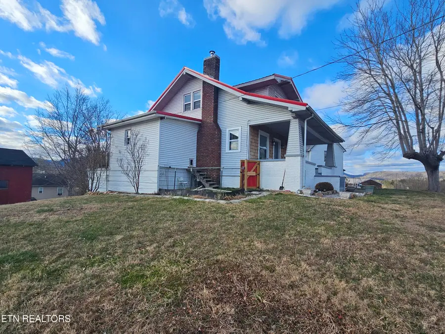 103 Leafwood Rd, Middlesboro, KY 40965 - Image #2