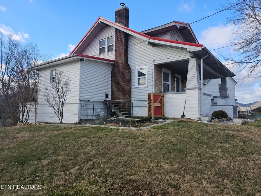 103 Leafwood Rd, Middlesboro, KY 40965 - Image #3