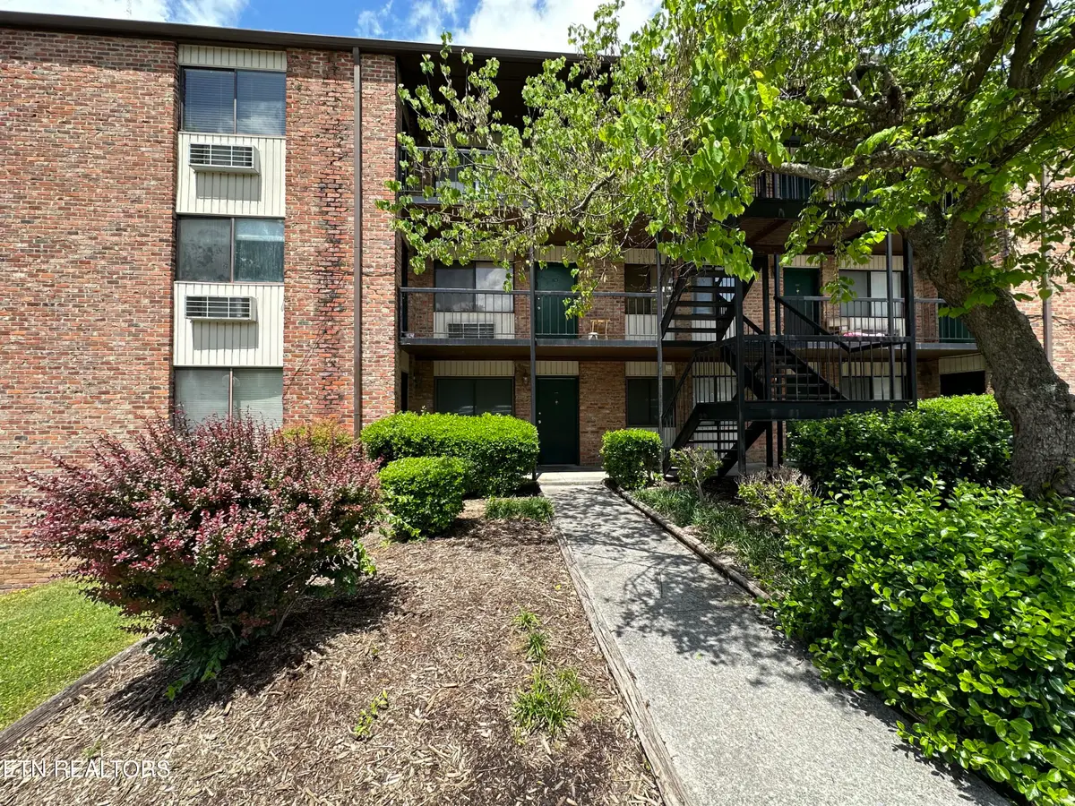 2718 Painter Ave #D100, Knoxville, TN 37919 - Image #1