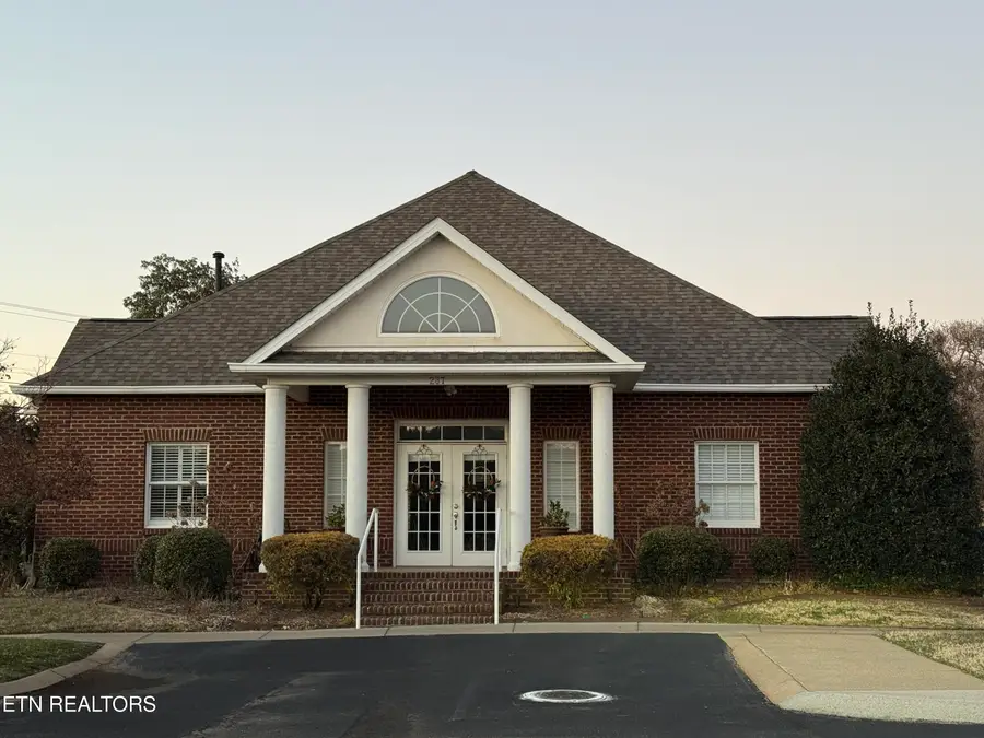 247 Savannah Park Drive, Maryville, TN 37803 - Image #2