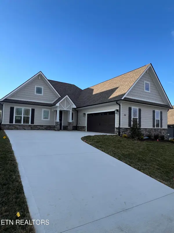 246 Bittersweet Lane, Lenoir City, TN 37771