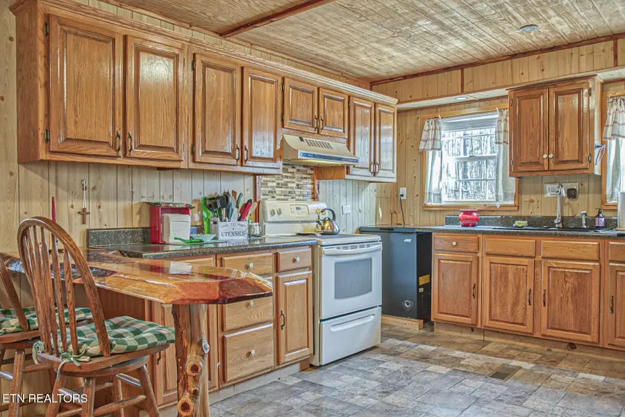 214 Monticello Loop, Crossville, TN 38558 - Image #2