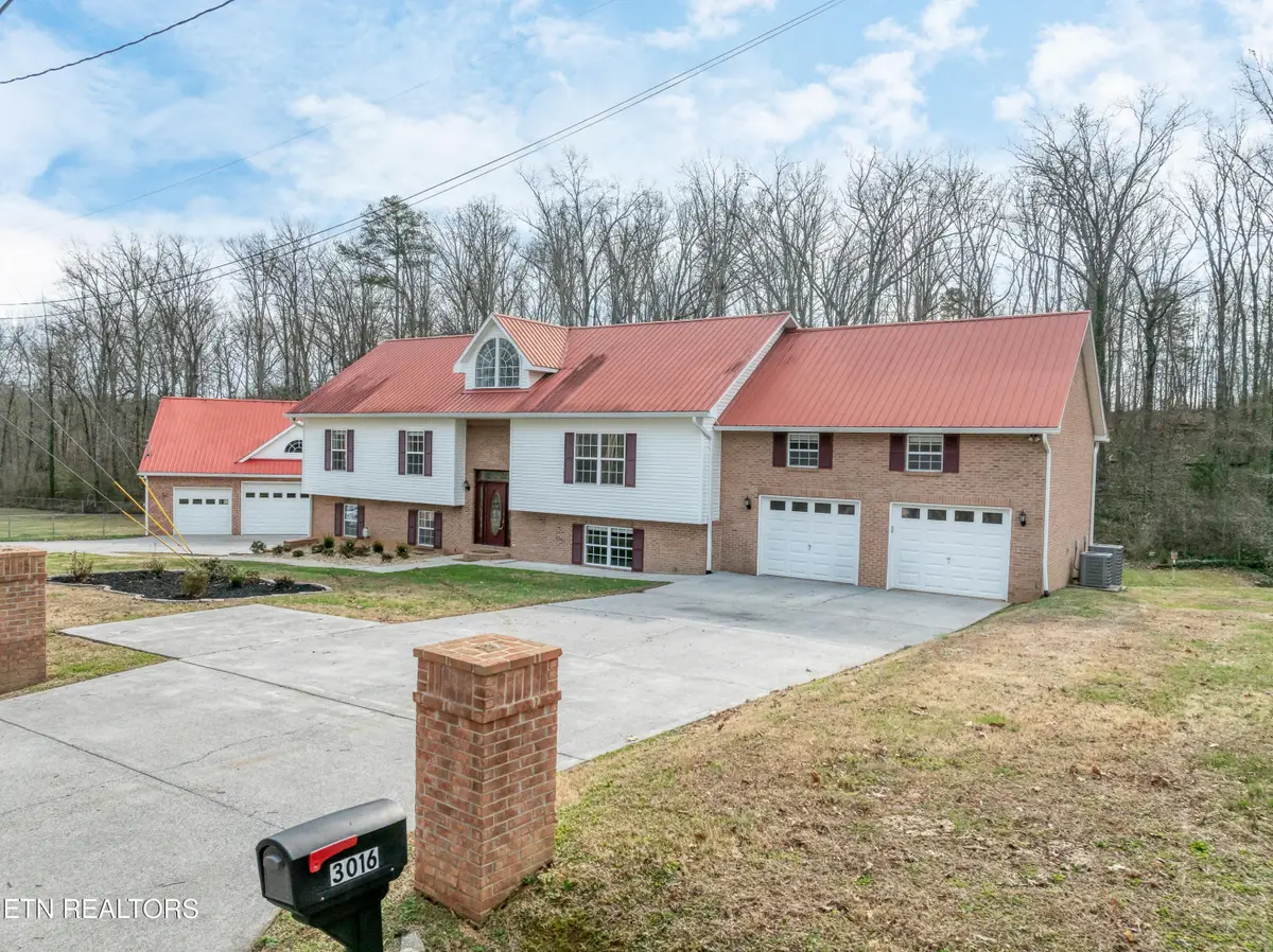 3016 Tipton Station Rd, Knoxville, TN 37920 - Image #1
