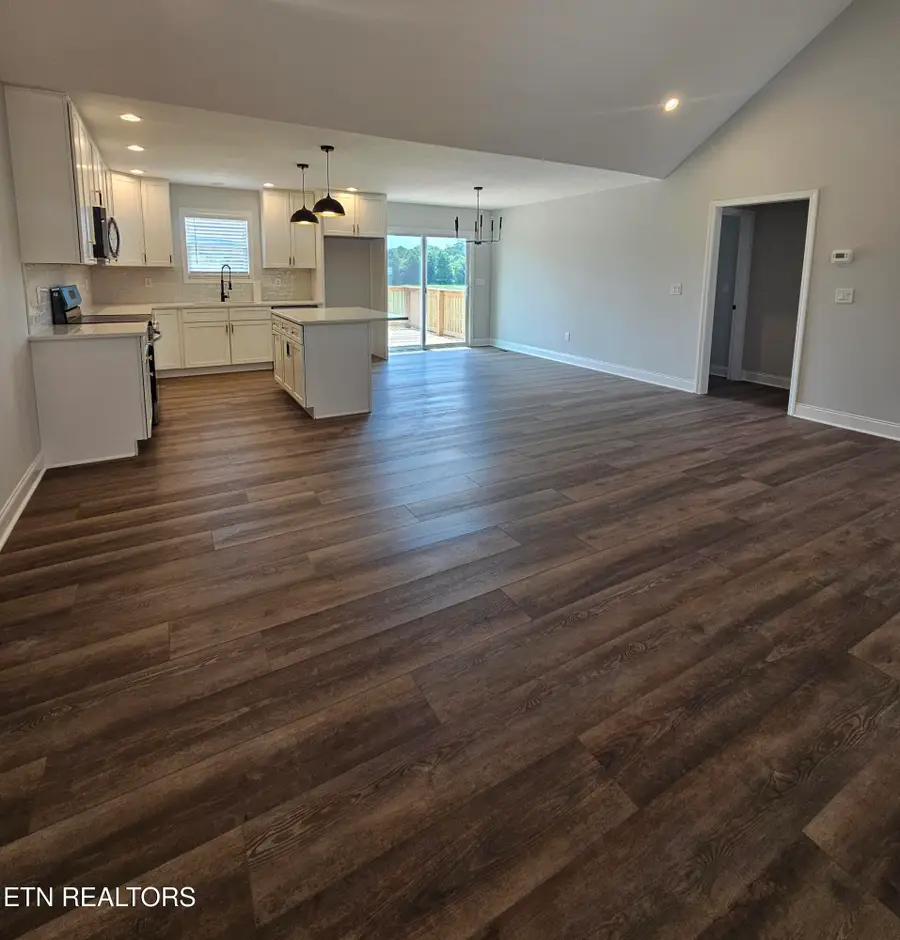 254 Thompson Rd, Madisonville, TN 37354 - Image #2