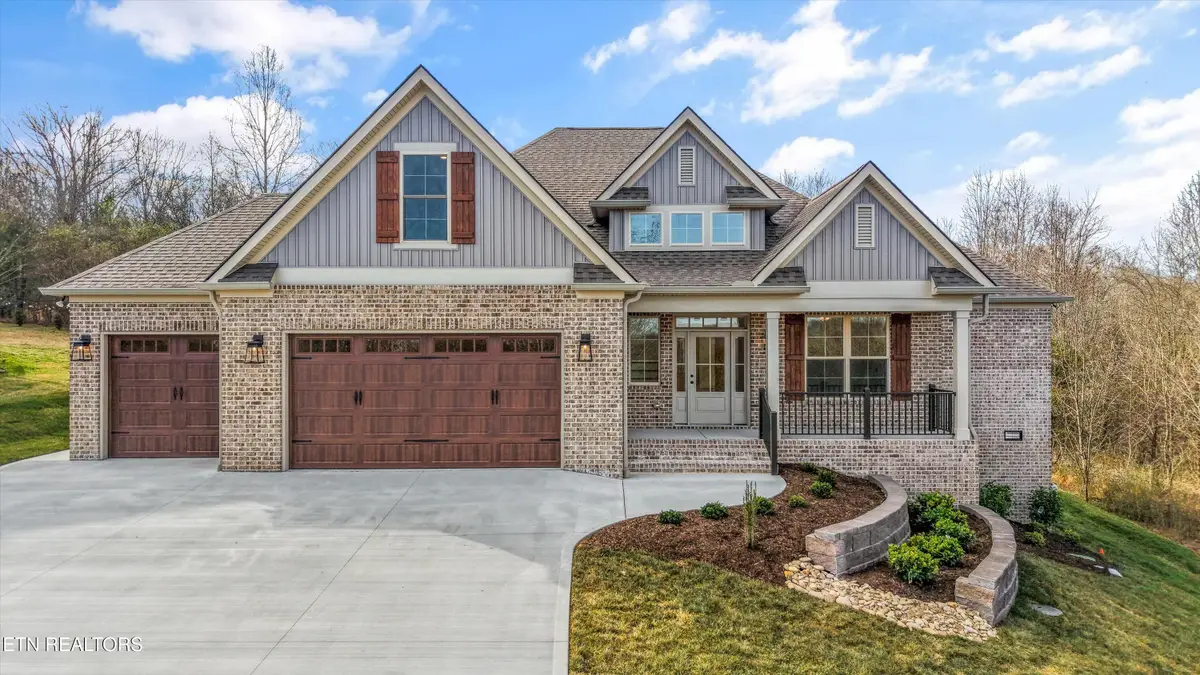 235 Walelu Tr, Vonore, TN 37885 - Image #1