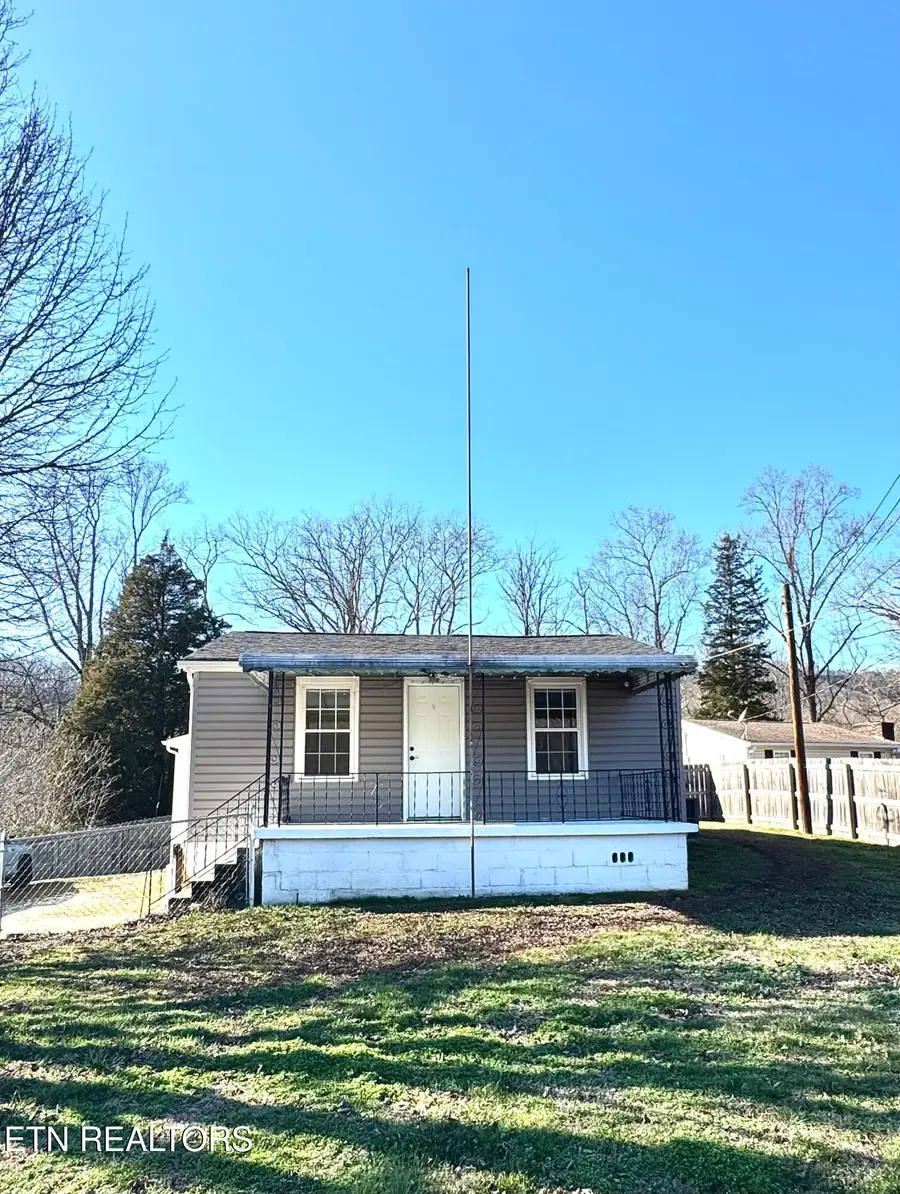 3613 Lake City Hwy, Rocky Top, TN 37769 - Image #2